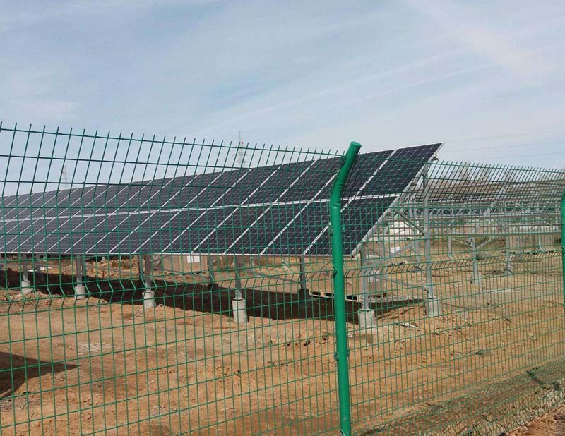 太陽(yáng)能發(fā)電廠隔離圍網(wǎng)